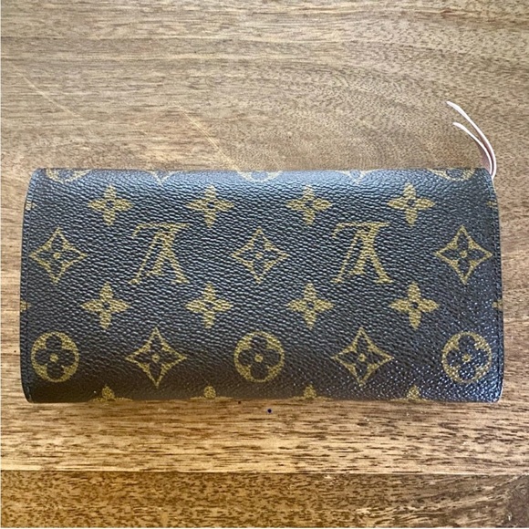 LOUIS VUITTON PINK SARAH WALLET Great condition!Brand new gold snap - Picture 5 of 10
